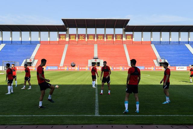 FIFA报告揭示阿根廷国家队在社交媒体上遭遇仇恨信息